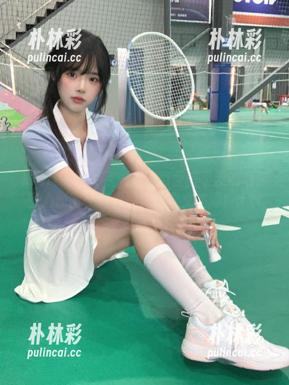 Xiuren秀人网 - 探索蕾蕾醒了没的私房甜心原图，看看她如何定义美丽！.txt