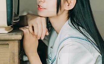 Xiuren秀人网 – 在高清中流淌的优雅，谢小蒽美脚写真卓越合集，超越想象的美感之旅！.txt