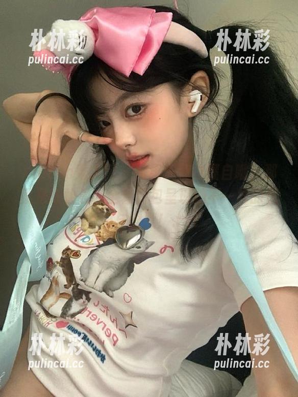 Xiuren秀人网 - 如果天使也懂自嘲，那就是陈怡曼，全套图包呈现她不一样的优雅与幽默！.txt