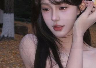 Xiuren秀人网 – 雨瞳Yoyo私房美图系列：在白色背景下的清新自然之美.txt