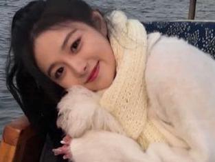 微密圈 – “YuYu超甜丫套装”不仅仅是图包，丰富资源让你无限惊喜.txt