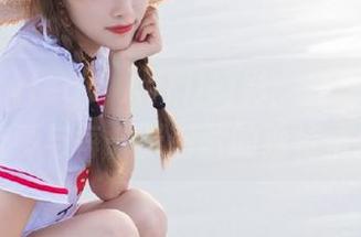 beautyleg – Avril幻影：白丝写真背后的故事与每一张图片的独特情感.txt