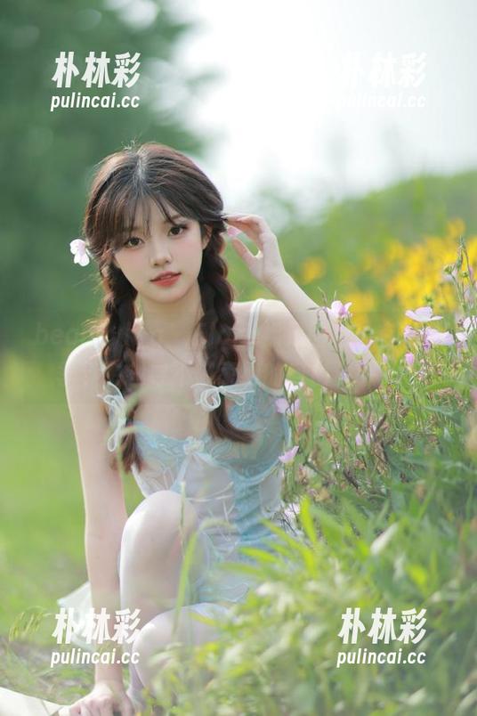 beautyleg - Flora裸足图包：在每个季节中找寻不被束缚的自由资源.txt