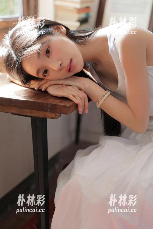 beautyleg - JellYfish双马尾写真图包大集合，展现她的青春活力与浪漫合集.txt