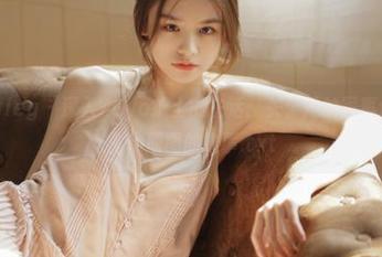 beautyleg – 深入Yoyo护士的生活：关于她的写真作品集与生动原图的故事.txt