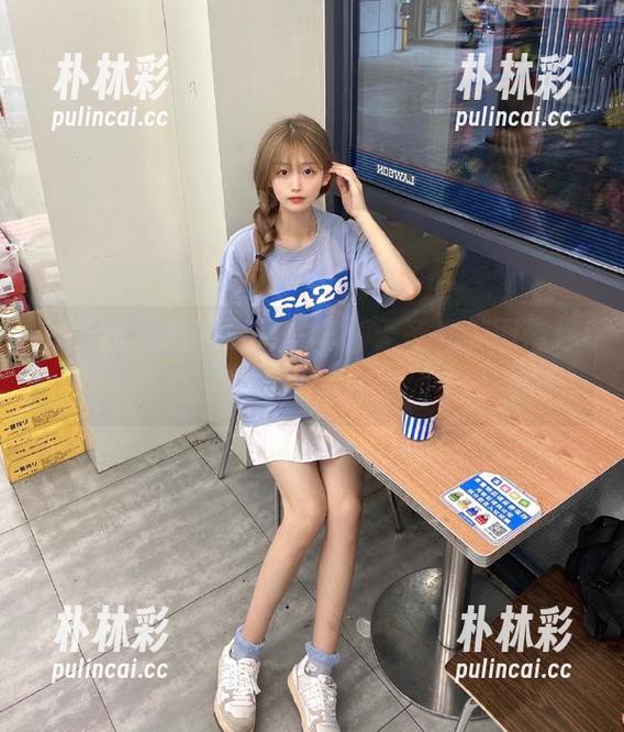pans - 妮妮裸足写真：无圣光美图带你发现生活中的纯粹瞬间.txt