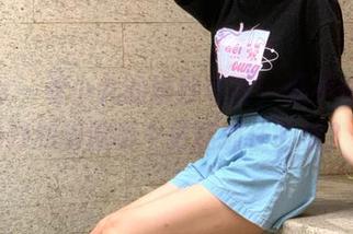 pans – 看小九的婚纱写真，忍不住想问：婚纱和幽默哪个更能抓住眼球？.txt