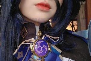 捕捉春意：七七娜娜子新作《碧蓝航线光荣新春》的独特图片分享.txt