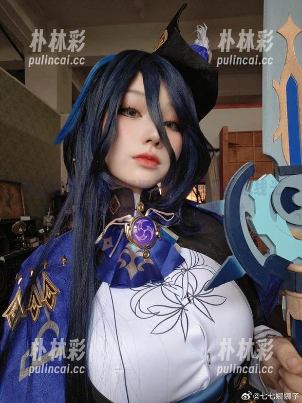捕捉春意：七七娜娜子新作《碧蓝航线光荣新春》的独特图片分享.txt