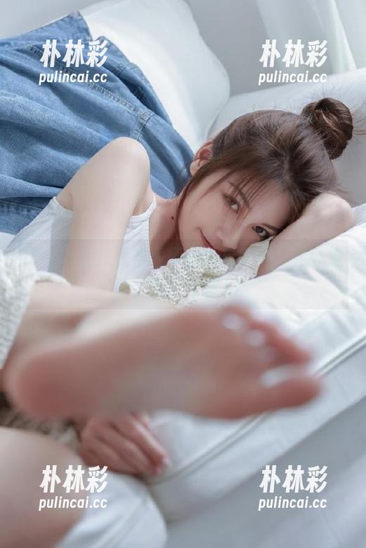 丽柜 - 在线观看兔子的自拍作品，见证她的自嘲与创意.txt