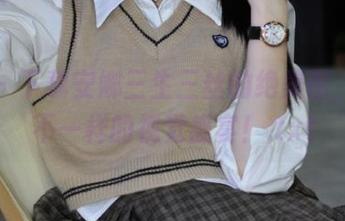 丽柜 – 下载安娜三生三丝的绝美图，感受不一样的视觉盛宴！.txt