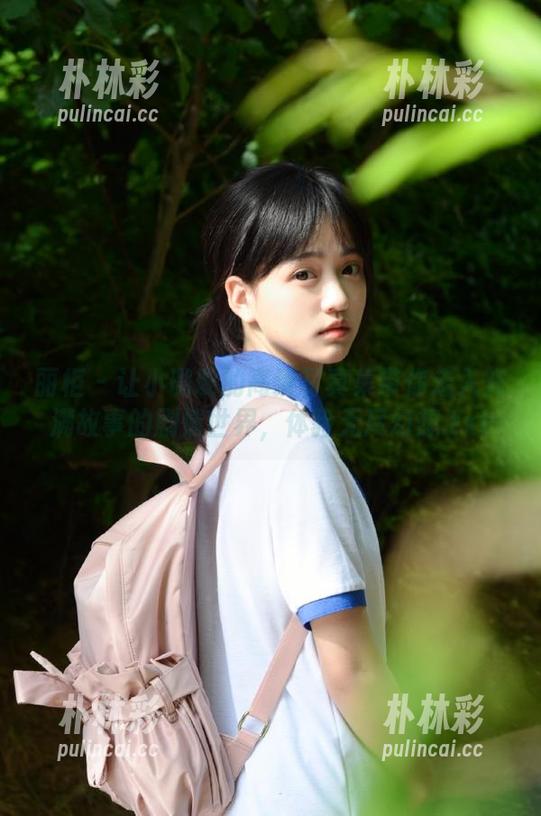 丽柜 - 让小璐璐的高清写真集带你走入充满故事的剧情世界，体验无尽幻想.txt