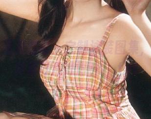 丽柜 – 遇见悠悠：定制泳装图集，带你畅游夏日清凉时光！.txt