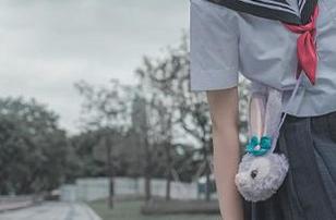 丽柜 – 文芮写真图包精选：双生花和红粉佳人，画面如此美，让人忍不住翻阅！.txt