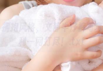 丽柜 – 拥抱风格，文静牛仔裤写真图包福利一网打尽！.txt
