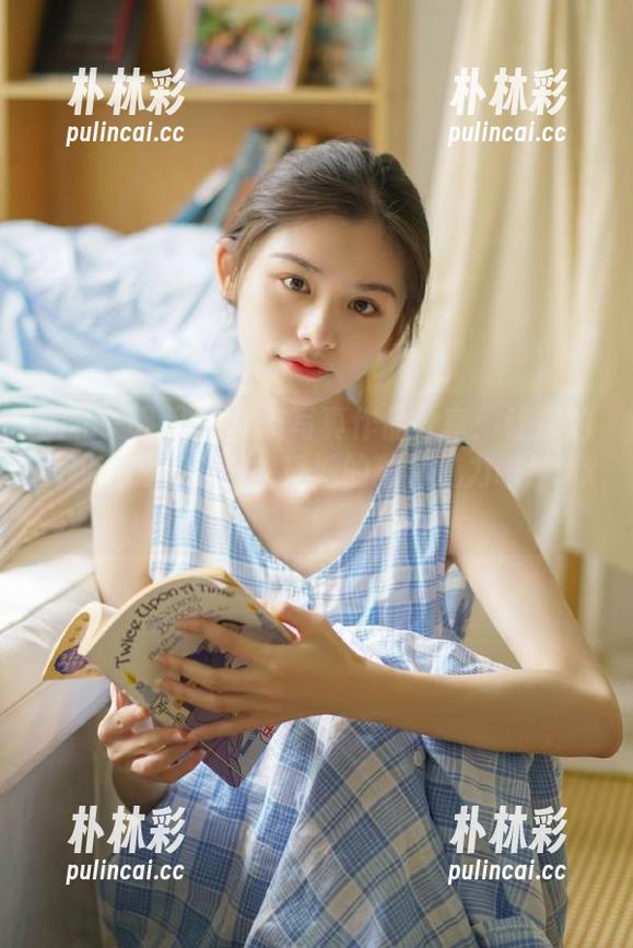 丽柜 - 甜甜的女友写真作品分享：让你的心甜甜的，快来感受她的独特魅力吧！.txt