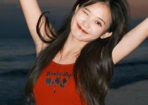 丽柜 – 高清写真合集：苏黎与《颜丝香吻》一起探索爱的真谛.txt