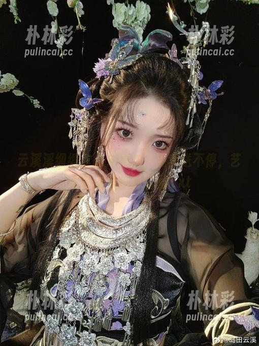 云溪溪绸缎作品大揭秘，福利送不停，艺术迷必看精彩瞬间.txt