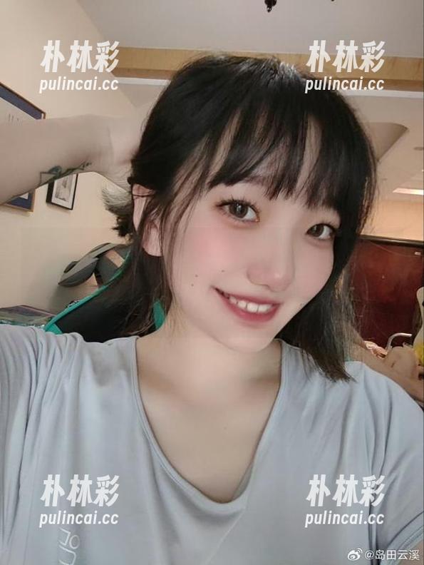 探索“云溪溪”的沙金视觉盛宴，10组独特套图合集让你享受无限创意与灵感！.txt