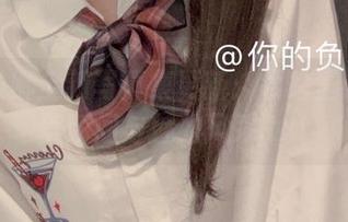 你的负卿全新写真集更新：领略圣诞的唯美瞬间与魅力风采.txt
