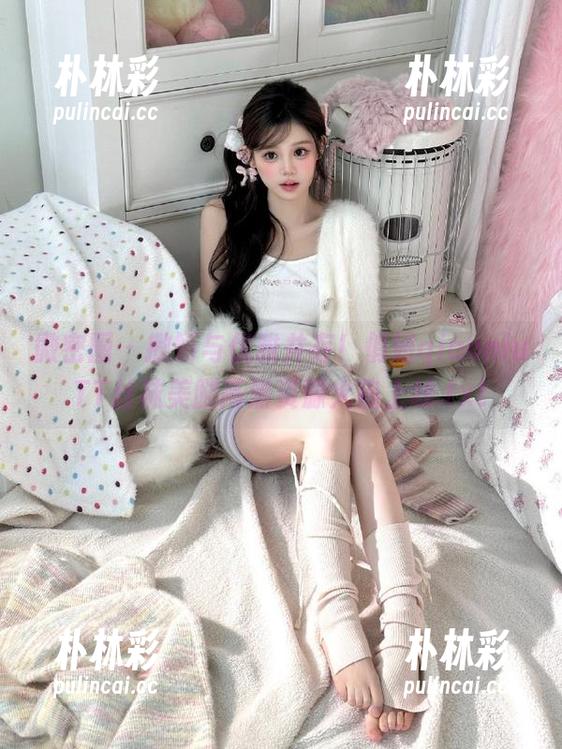 俏妞qiaoniuTT 微密圈 - 撒娇与优雅并存!俏妞qiaoniuTT丝袜美腿高清资源火热上线.txt
