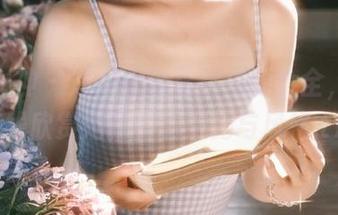 克拉女神 – 芝月天台写真资源大全，让你在线欣赏她独特的魅力与风格.txt