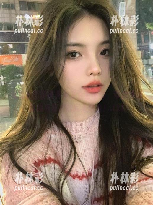 兔玩映画精美黄头发全套图集，带你领略时尚与艺术的完美结合！.txt