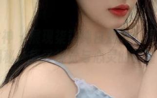 初夏女神 – 展现柒柒纯白魅力：原图图册全景揭秘，感受视觉与心灵的碰撞！.txt