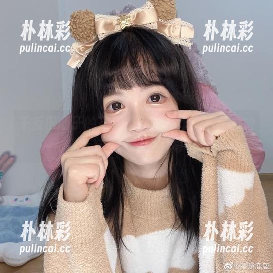 千反田鹿子的高清少女写真作品，记录她青春岁月的绚烂瞬间.txt