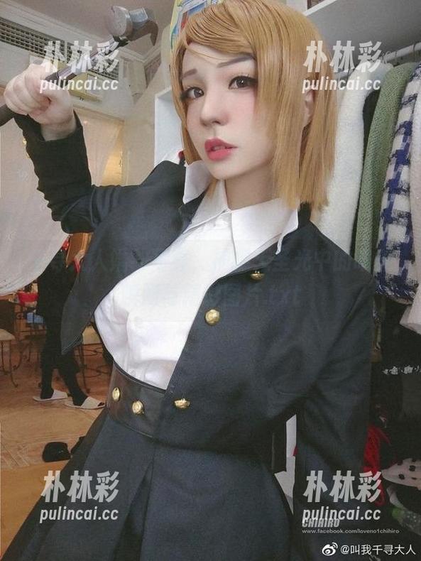 千寻大人婚纱写真，捕捉无圣光中的唯美瞬间与精彩图片.txt