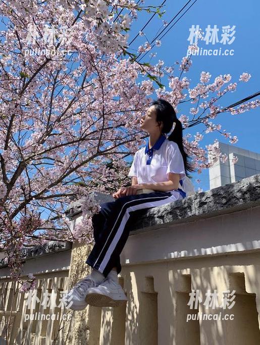 嗲囡囡 - 方绮言Ayaka户外写真作品，现开放免费下载，尽情捕捉自然之美.txt