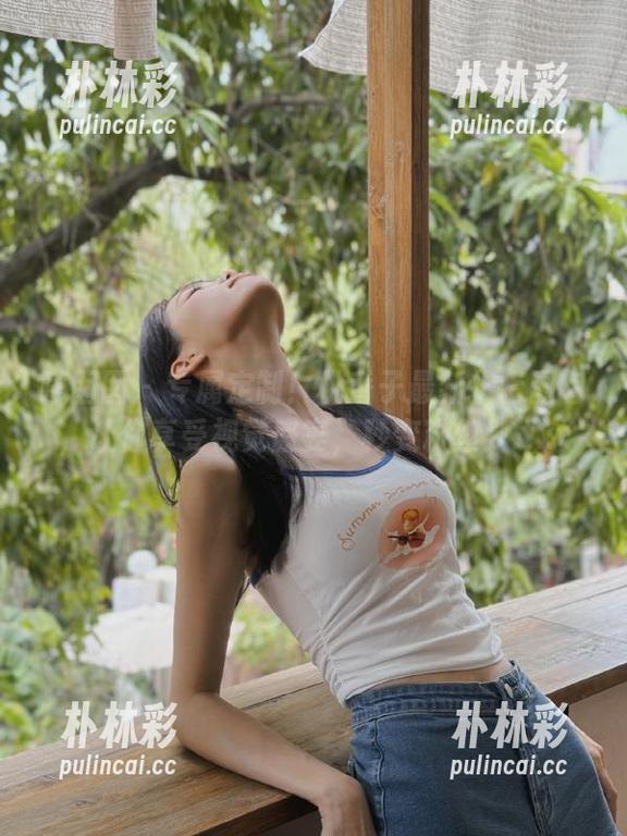 嗲囡囡 - 专属定制！桃香子最新护士图包，让你享受视觉盛宴，秒变粉丝！.txt