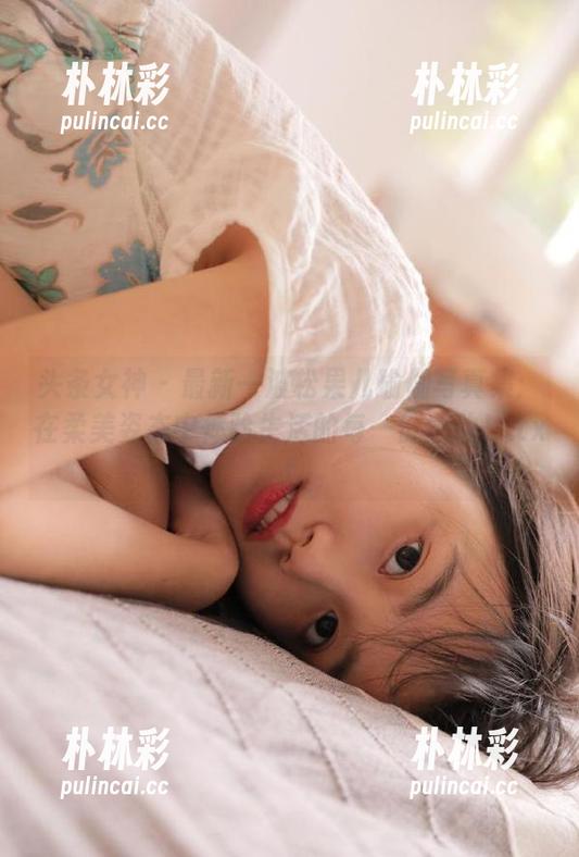 头条女神 - 最新一波松果儿瑜伽写真集：在柔美姿态中体验生活的每一份感动！.txt