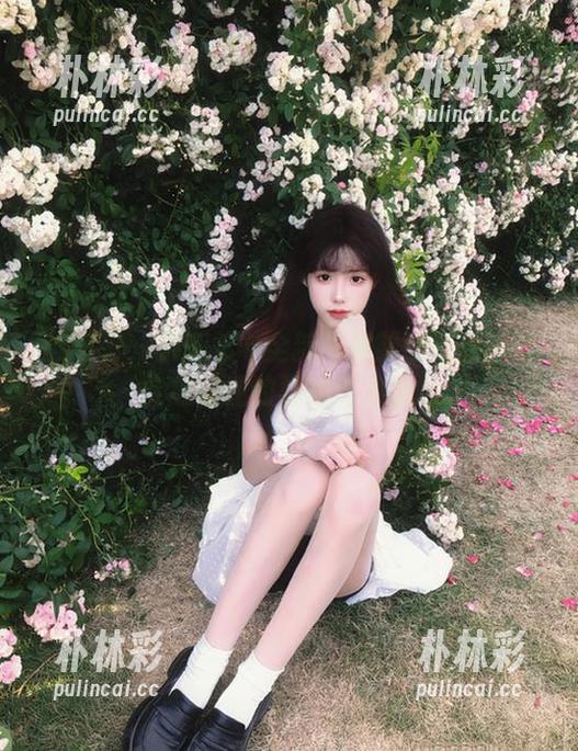 奈斯希希 微密圈 - 奈斯希希全新私房镂空作品合集,绽放女性的柔美与力量.txt