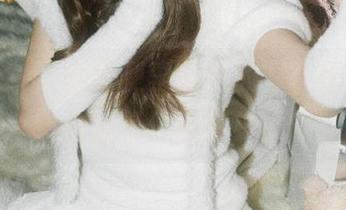 妖精社 – 可爱天使李佳儿的写真原图，更新内容等你欣赏！.txt