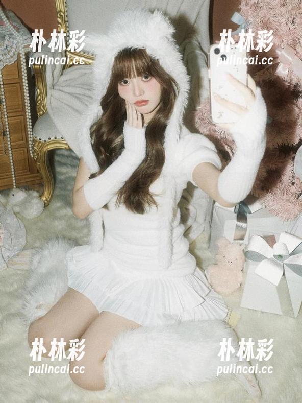 妖精社 - 可爱天使李佳儿的写真原图，更新内容等你欣赏！.txt