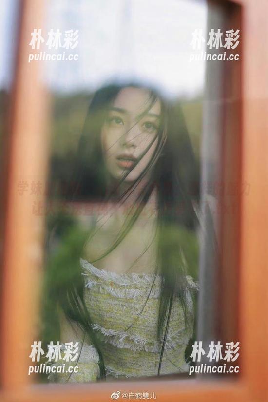 学妹加速跑 - 心语泳装合集：这样的魅力让人无法直视，心脏有点受不了.txt