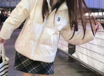尤果网 – 免费福利！乔依琳办公室写真，谁说办公环境不能精彩纷呈？.txt