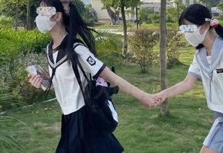 尤果网 – 乔依琳镂空写真图包盛宴：捕捉每一个动人的瞬间.txt