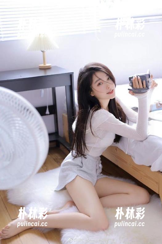 尤果网 - 心儿比基尼写真作品，福利满满等你来收藏，快来围观！.txt