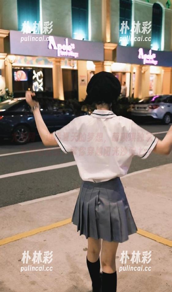 尤果网 - 追逐夏天的梦想，萌琪琪独家分享超萌套图，带你穿越阳光沙滩.txt