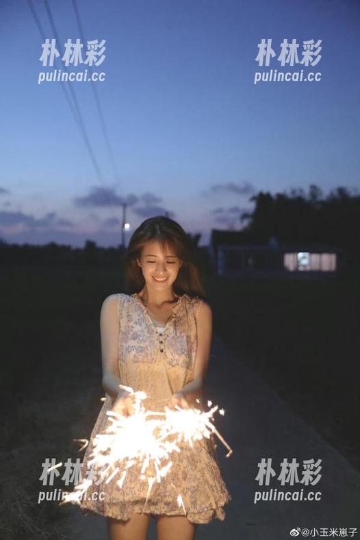 尤果网 - 陈怡曼运动高清写真，展现女性力量与动感之美.txt