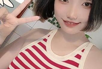 可爱岛田云溪牛仔裤图集，福利满满，绝对不容错过！.txt