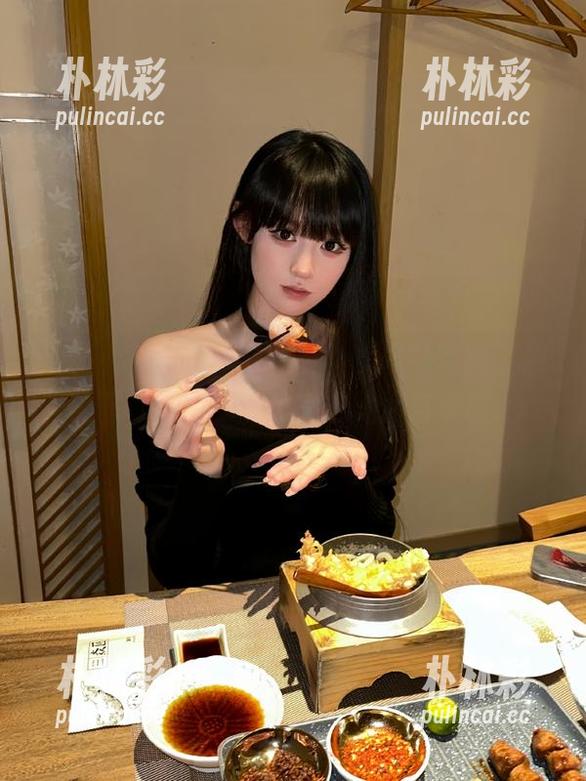 慕丝女郎的高跟鞋“时空机器”写真资源，唤醒你内心深处的时光记忆与美丽.txt