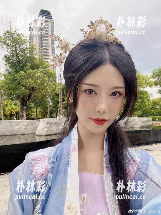 奇幻无圣光抖娘利世连衣裙，丰富图包等你查看.txt