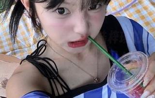 推女神 – 集齐所有表情，陆梓琪的圣诞写真合集：只为打破沉闷.txt