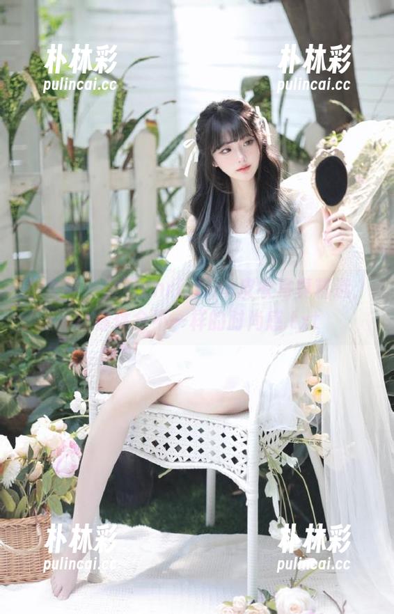 推女神 - 黄可christine皮衣写真精选，让你体会不一样的时尚感.txt