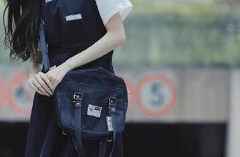 微密圈 – 提袜少女全系列礼服作品图集，带你走进时尚与美的无限可能.txt