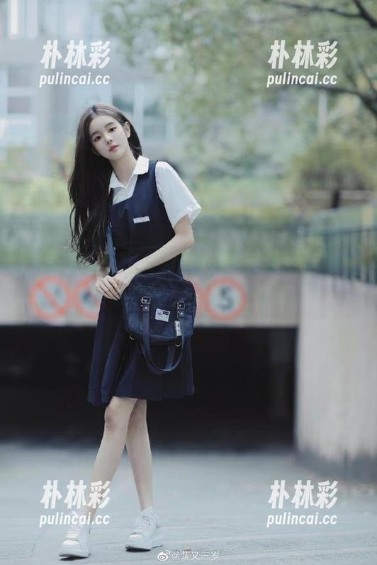 提袜少女 微密圈 - 提袜少女全系列礼服作品图集,带你走进时尚与美的无限可能.txt