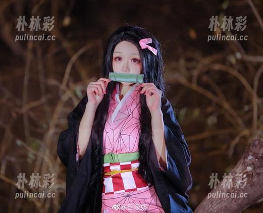 从容优雅，日奈娇的私拍职业装图片让职场变得如此迷人！.txt